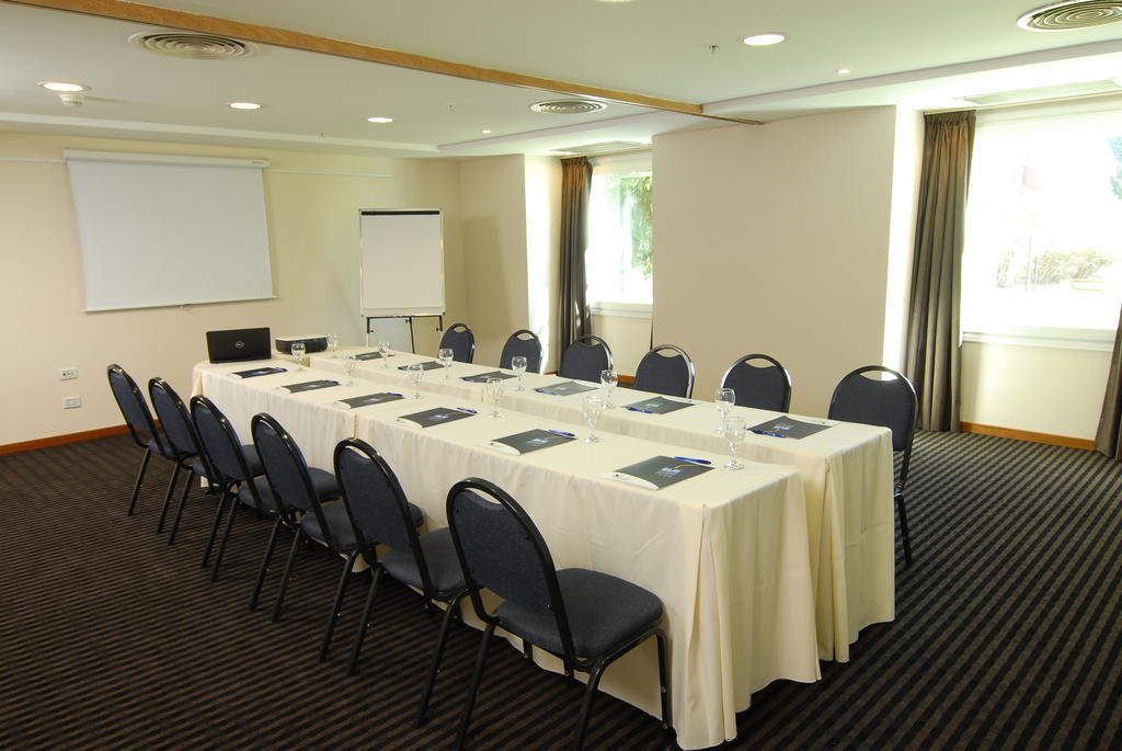 Hotel Aeroparque Inn & Suites Buenos Aires Exterior photo